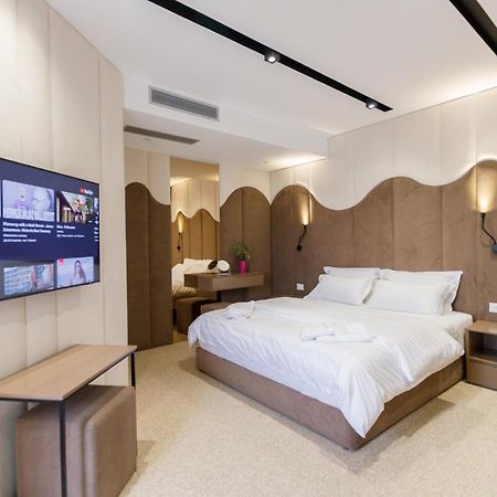 Hotel Portside Gf فلورا المظهر الخارجي الصورة